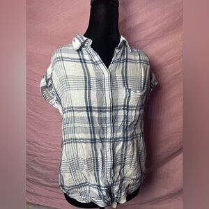 Women's American Eagle short sleeve blue and white button-down shirt in size S